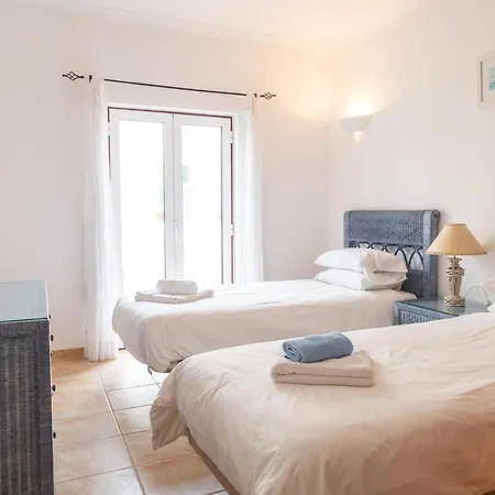 Casa Luna, - Luz, Lagos Burgau