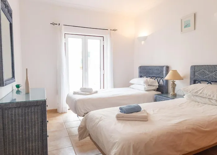 Casa Luna, - Luz, Lagos Burgau