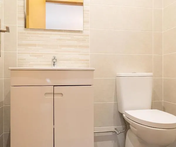 Casa Luna, - Luz, Lagos