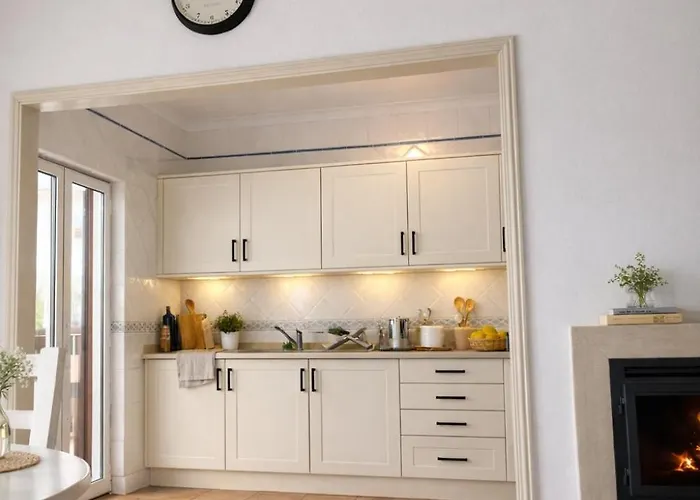 Casa Luna, - Luz, Lagos 부르가우